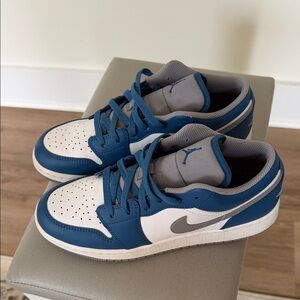 Nike Kids Sneakers Blue and Gray